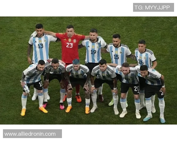 全球足球巨星盘点揭晓百位传奇球员的辉煌历程与精彩瞬间