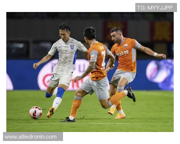 深圳足球队以78分领跑全国锦标赛积分榜展现强劲实力