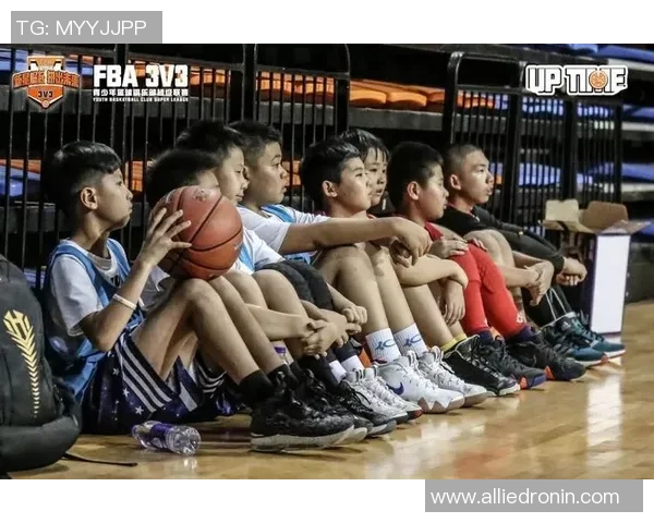 重庆篮球队战术创新引领潮流助力球队崛起与发展